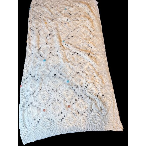 Vtg Handcrafted Whiter Knit Crochet Blanket With Colorful Flowers 67”x61”